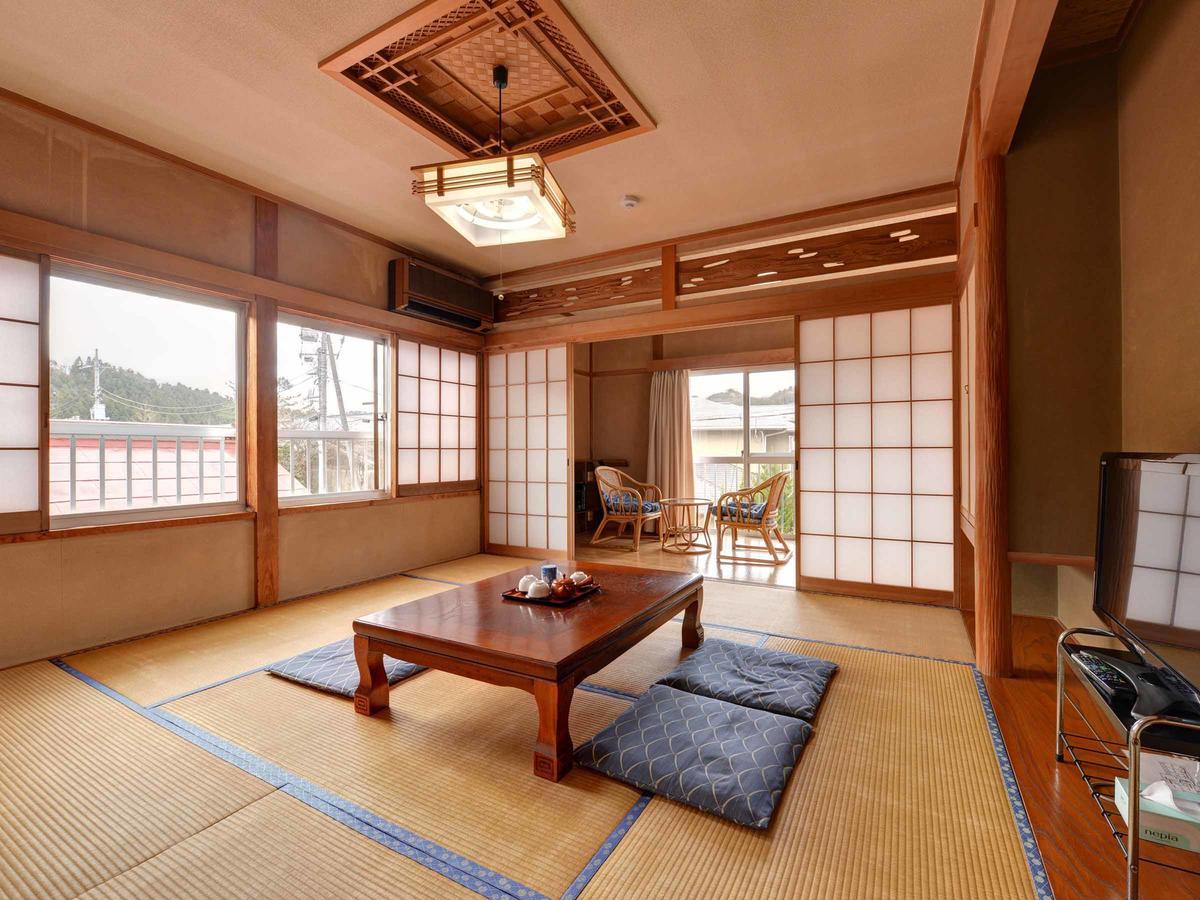 Suzukiya Ryokan Hotel Daigo Bagian luar foto